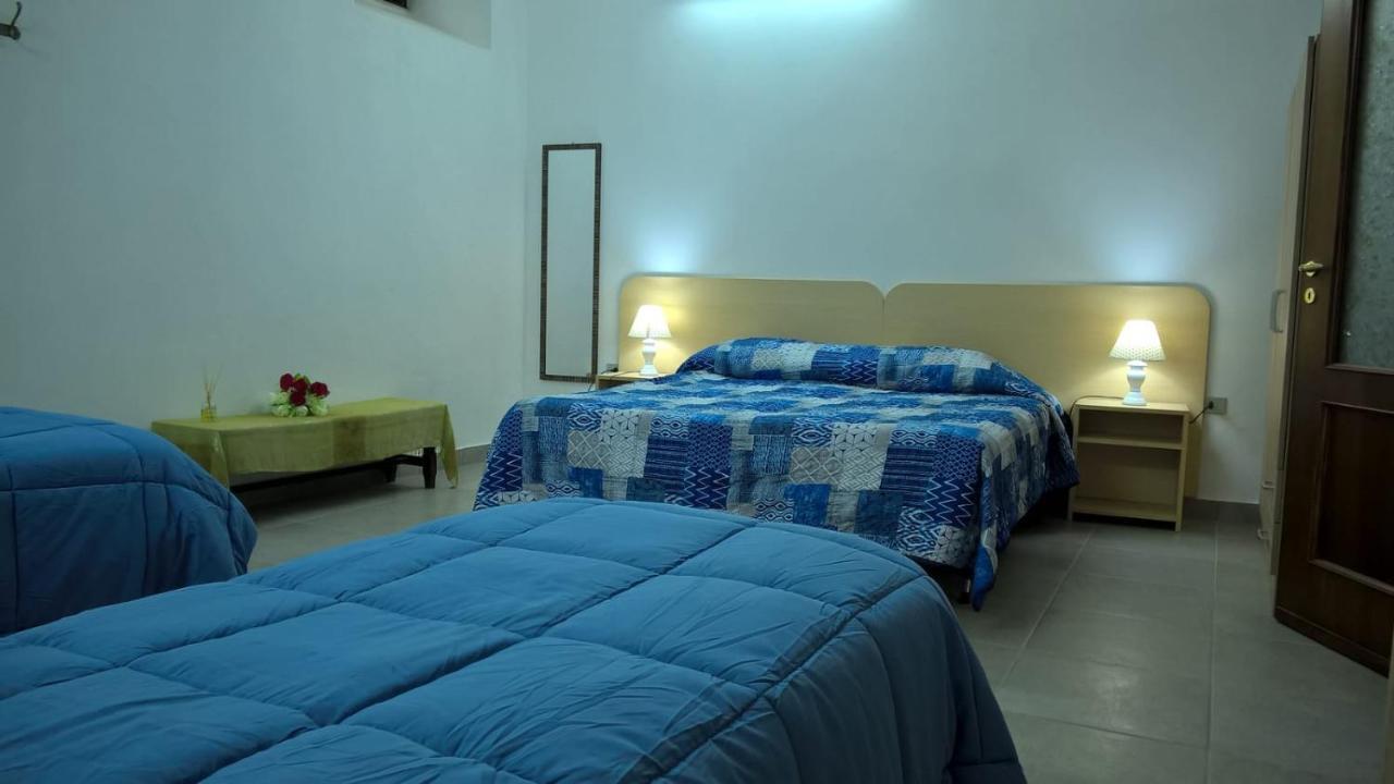 Appartamento Per Turisti Filoxenia Santa Severina Exterior foto